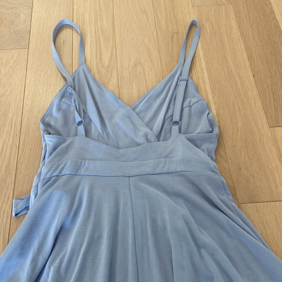 Urban Outfitters light blue flowy romper. Size small. Barely worn. - Picture 4 of 6